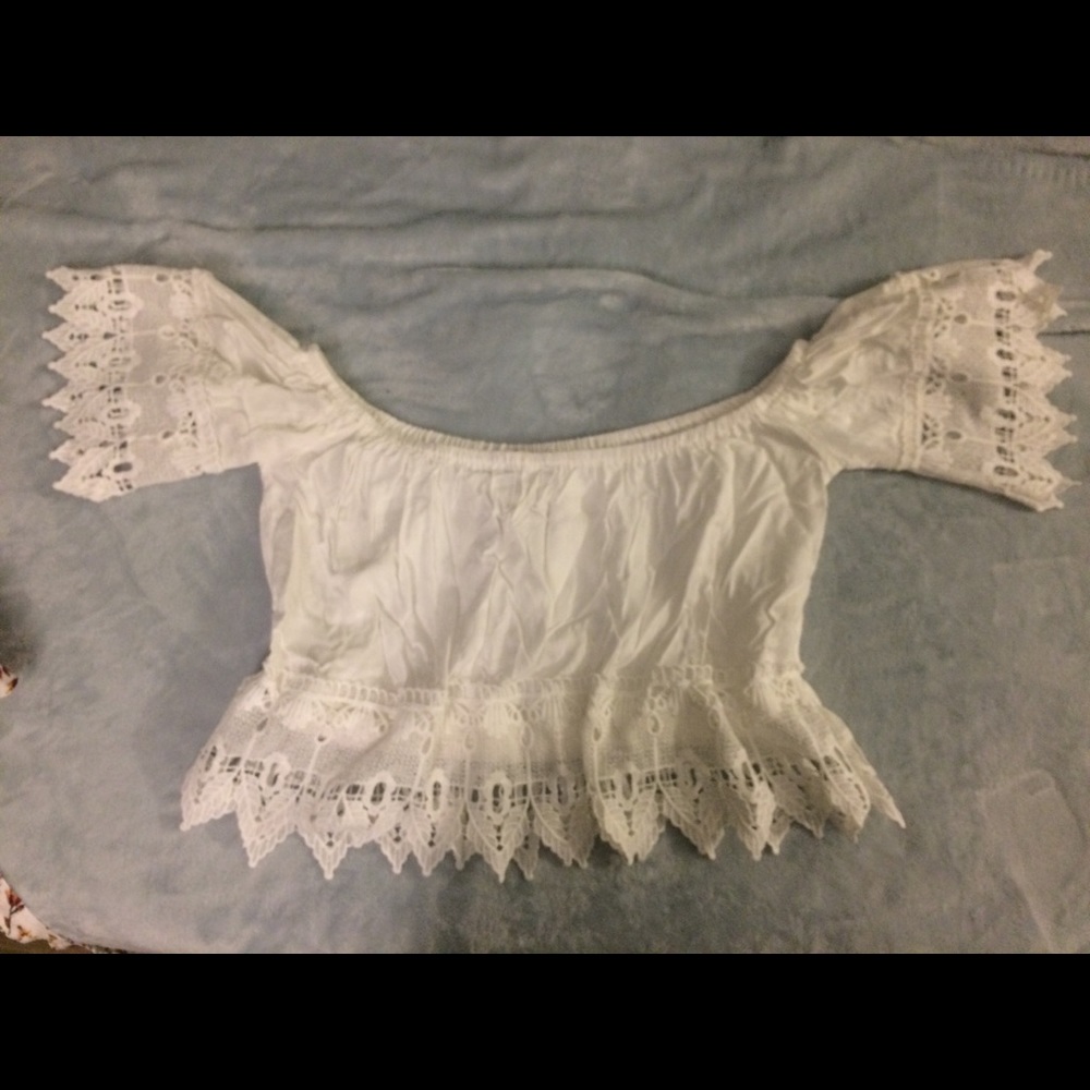 Lace crop top